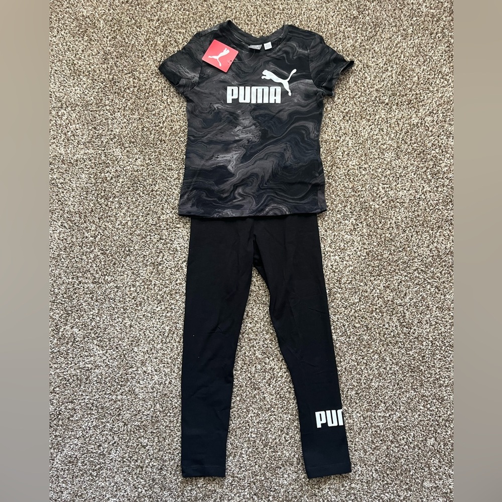 Girls Puma Athletic Set :: Size XS